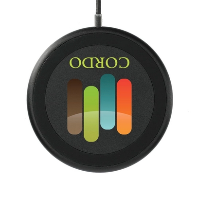  MagClick&#174; Fast Wireless Charging Pad 